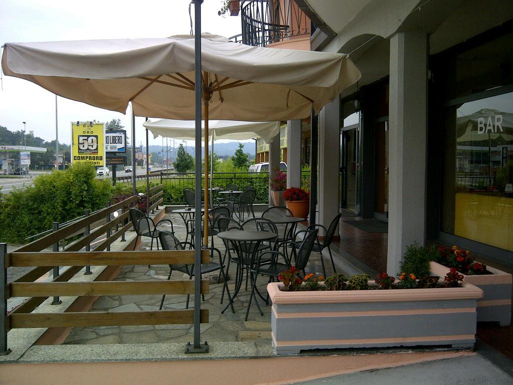 קסטלטו סופרה טיצ'ינו Hotel Lago Maggiore מראה חיצוני תמונה