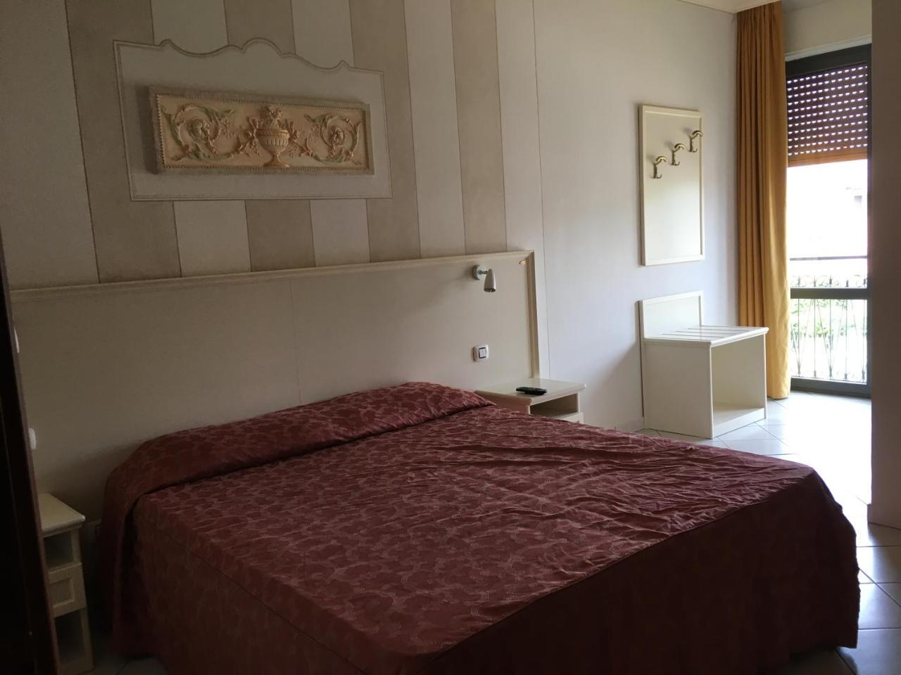 קסטלטו סופרה טיצ'ינו Hotel Lago Maggiore מראה חיצוני תמונה